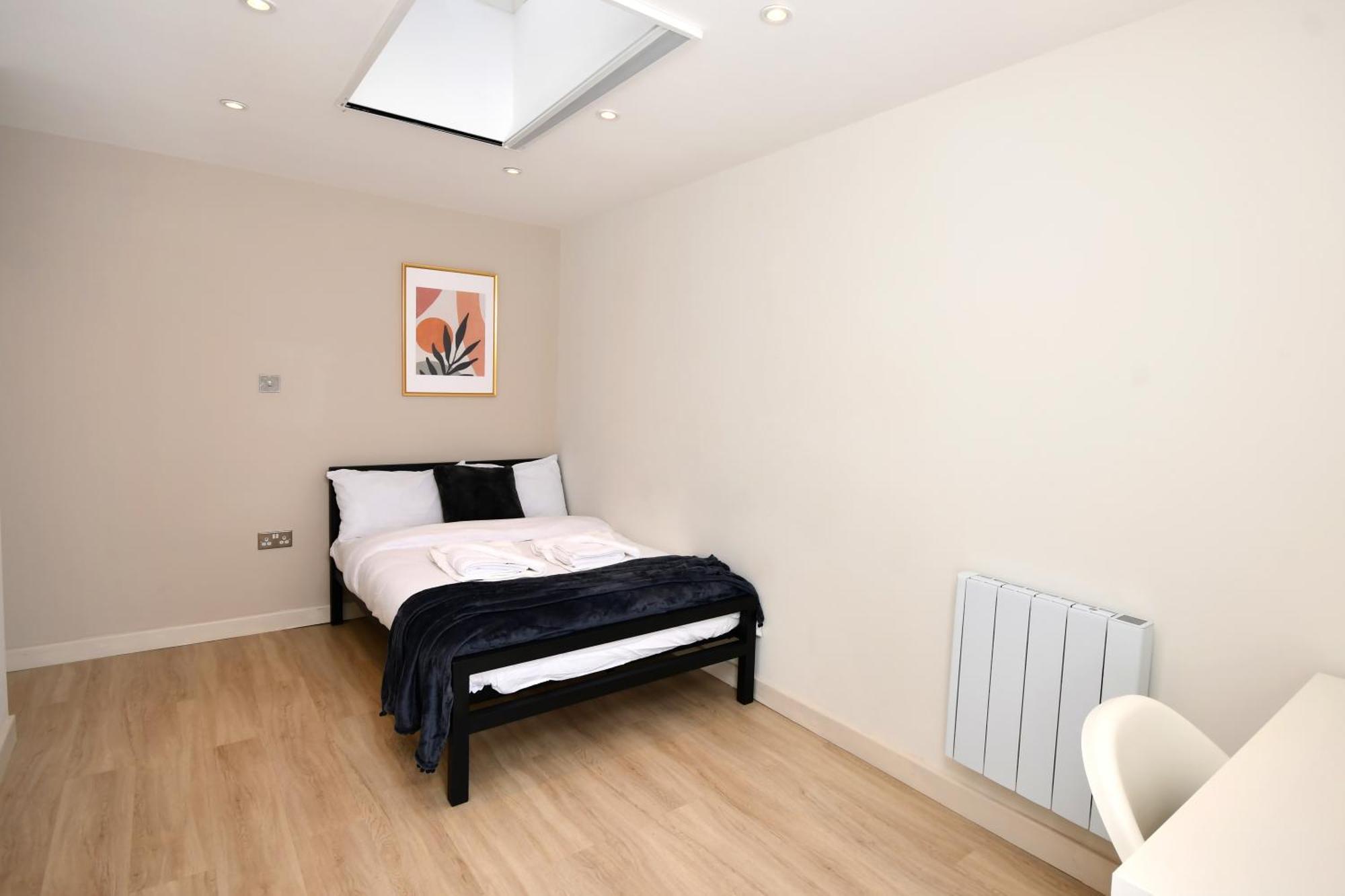 Morden Stratford 2 With Shared Bathroom Gjestgiverier *
