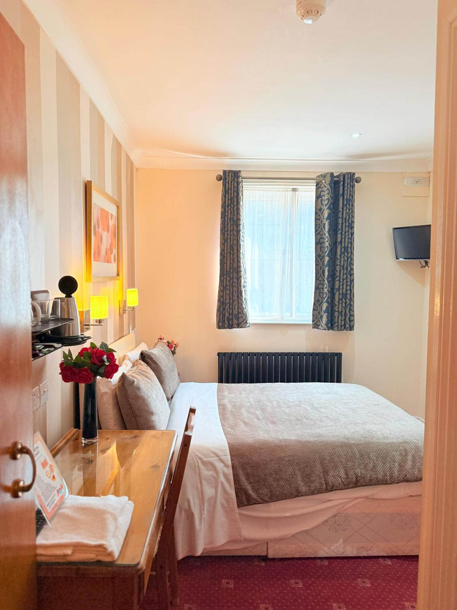 Europa House Hotel, Paddington Guest house