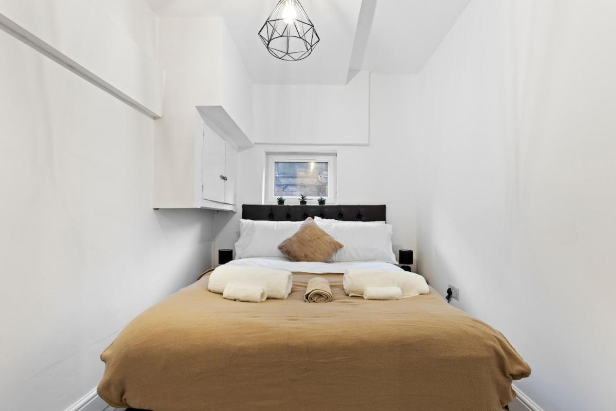 Stylish 3-bed Flat In Lewisham, Near Greenwich London