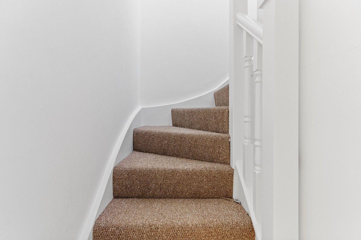 Apartment Affordable Studio, 1, 2 And 3 Bed In E14 *
