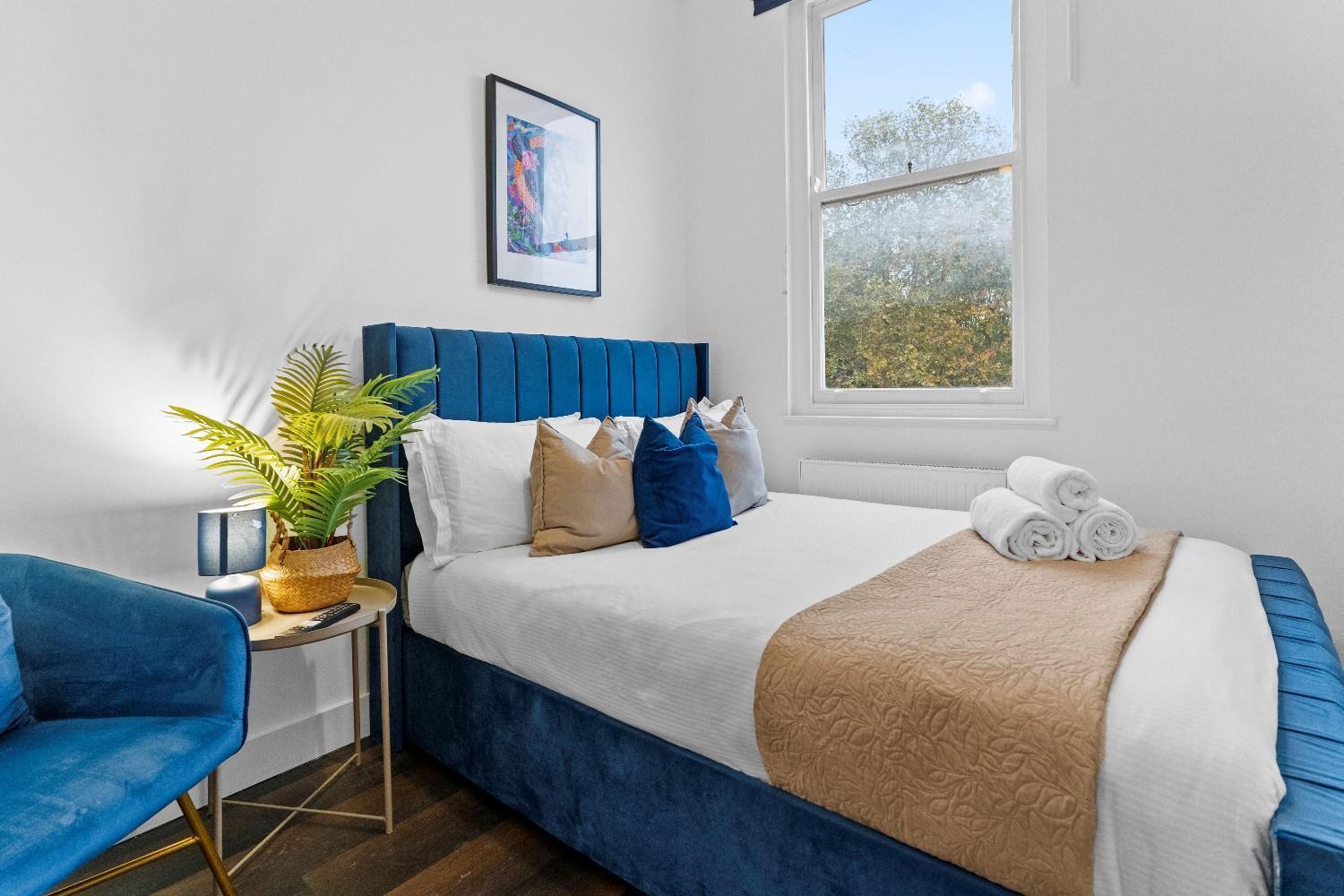 Affordable Studio, 1, 2 And 3 Bed In E14 Apartment London