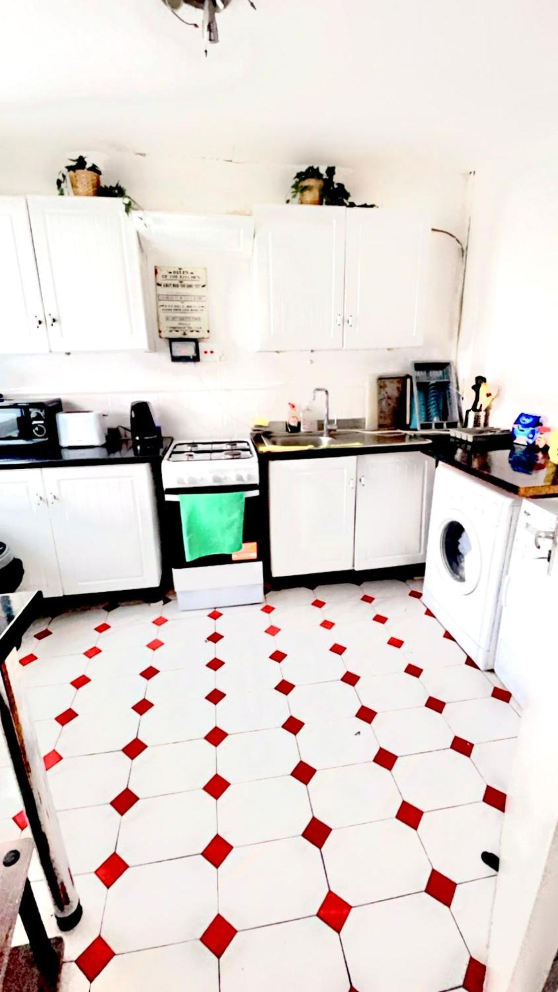 Cozy In 1 Stop To Liverpool Street Privat bolig *