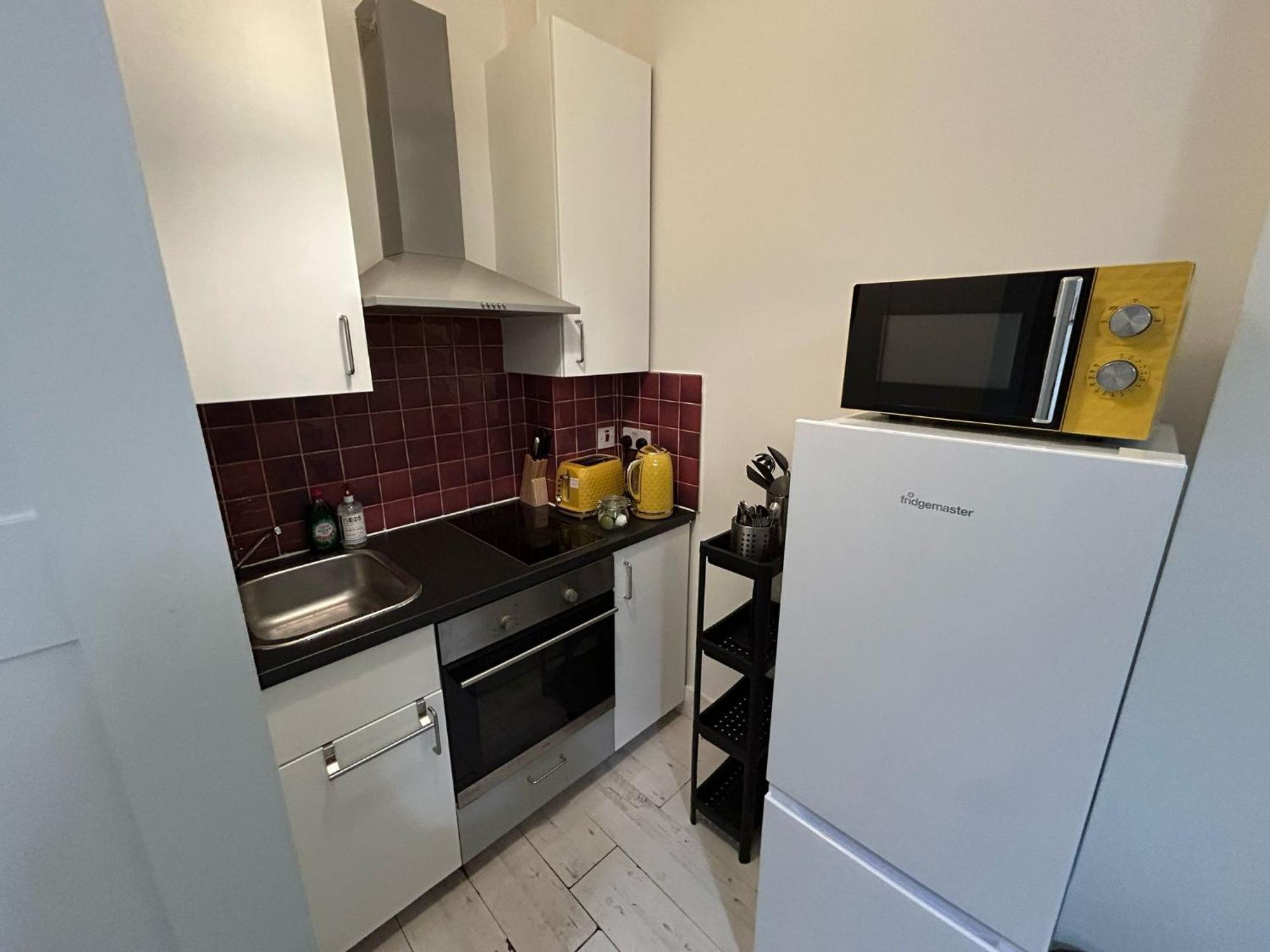 Apartment Affordable Studio, 1, 2 And 3 Bed In E14