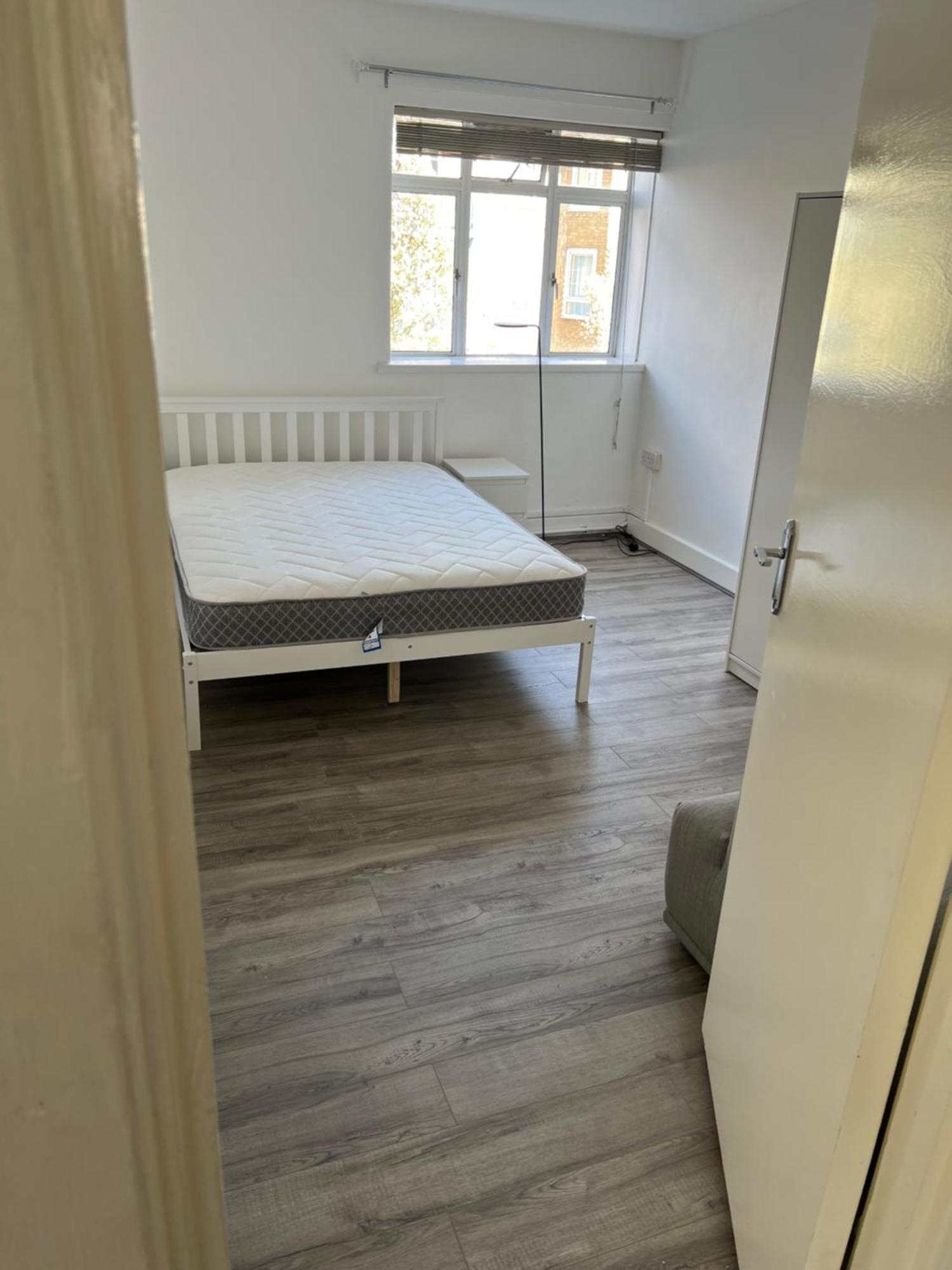 Apartment Break Flat E14 London