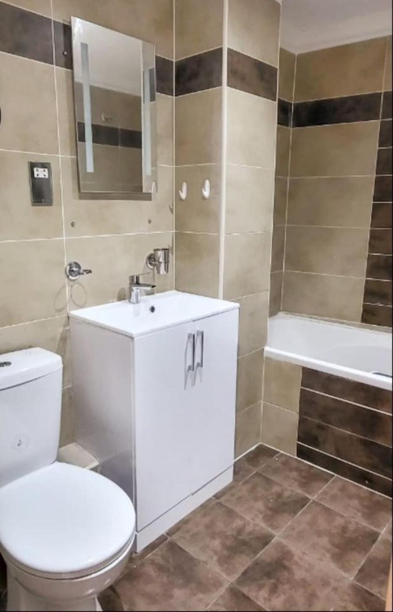 Spacious 2-bedroom In Canary Wharf Appartement Londen