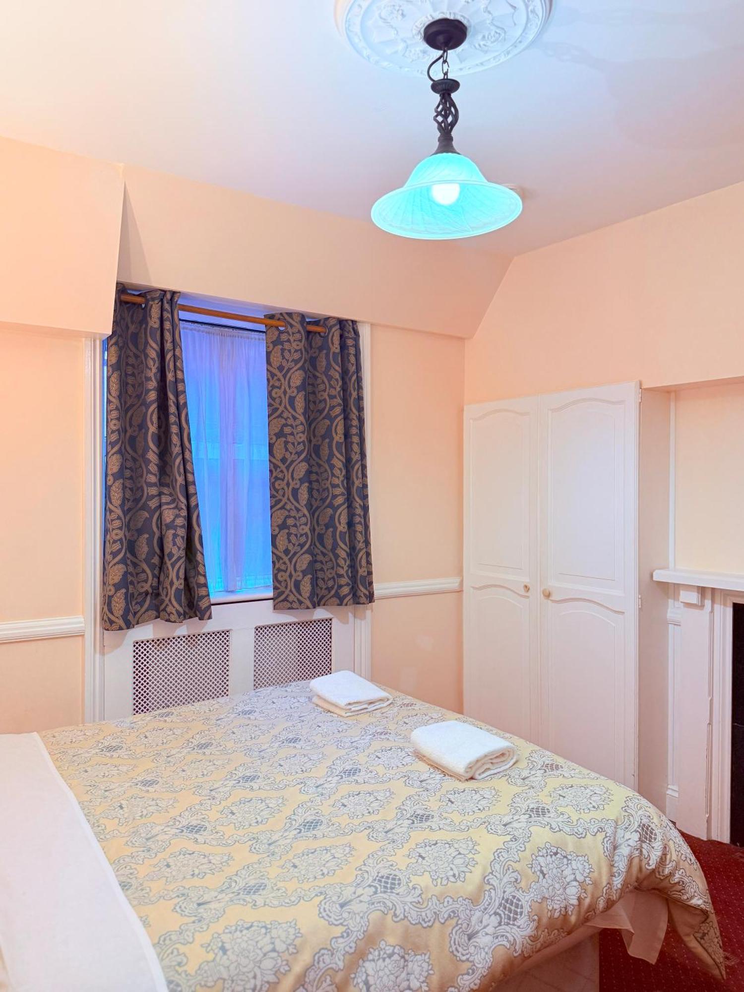 Europa House Hotel, Paddington London