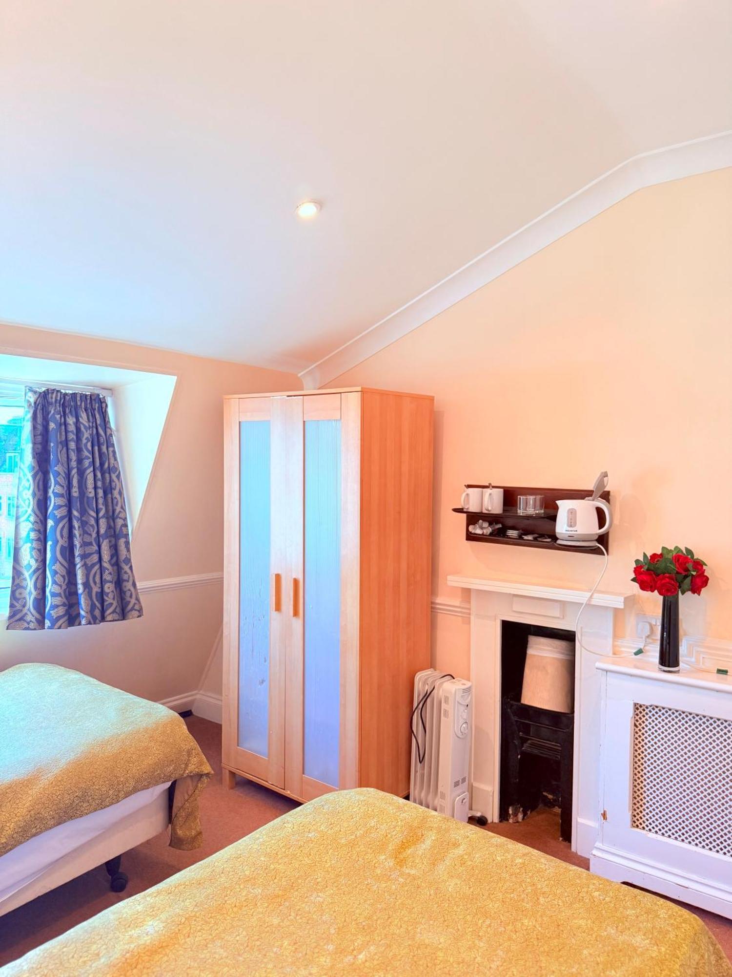 Europa House Hotel, Paddington 2*