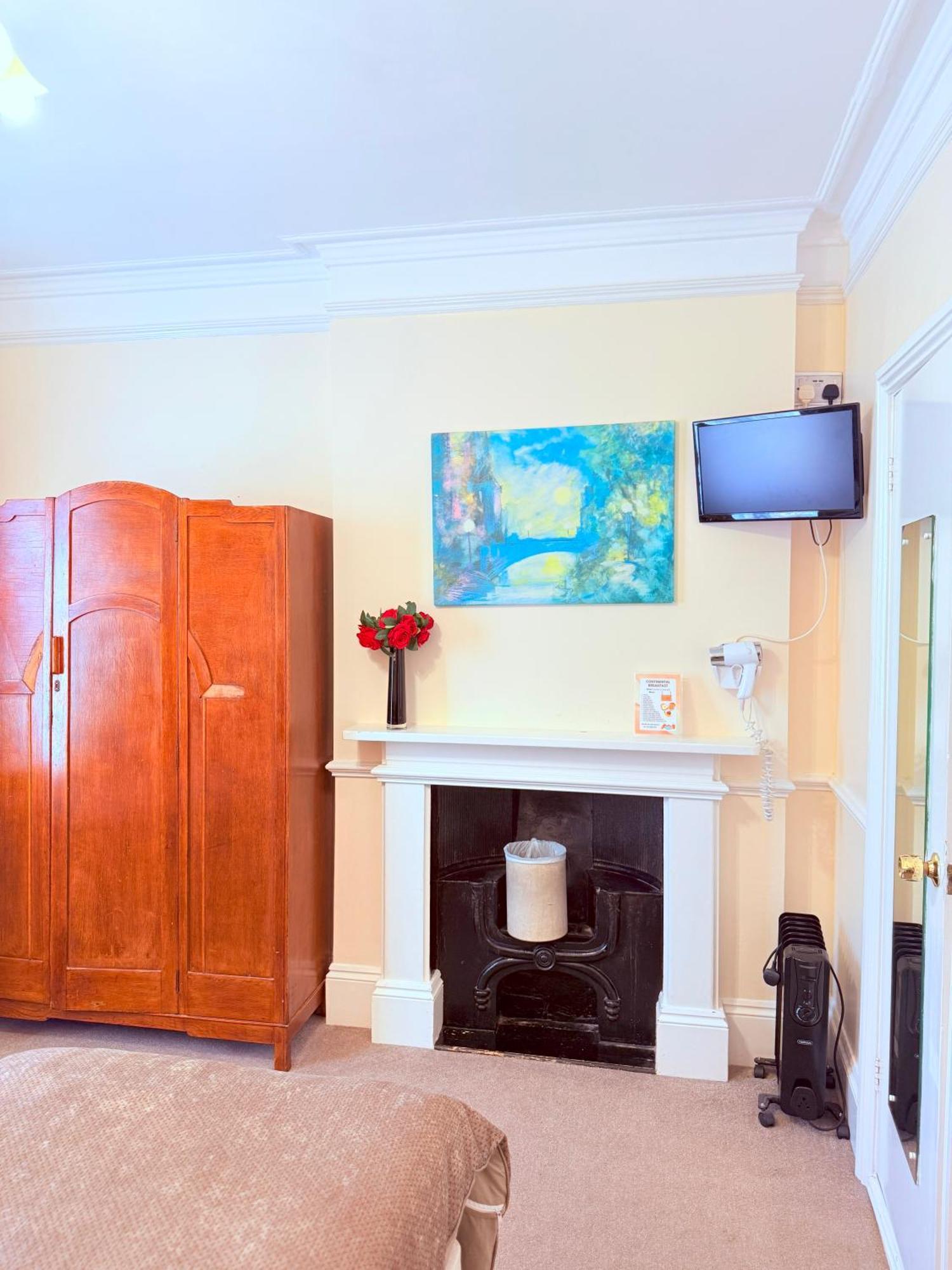 Guest house Europa House Hotel, Paddington 2*