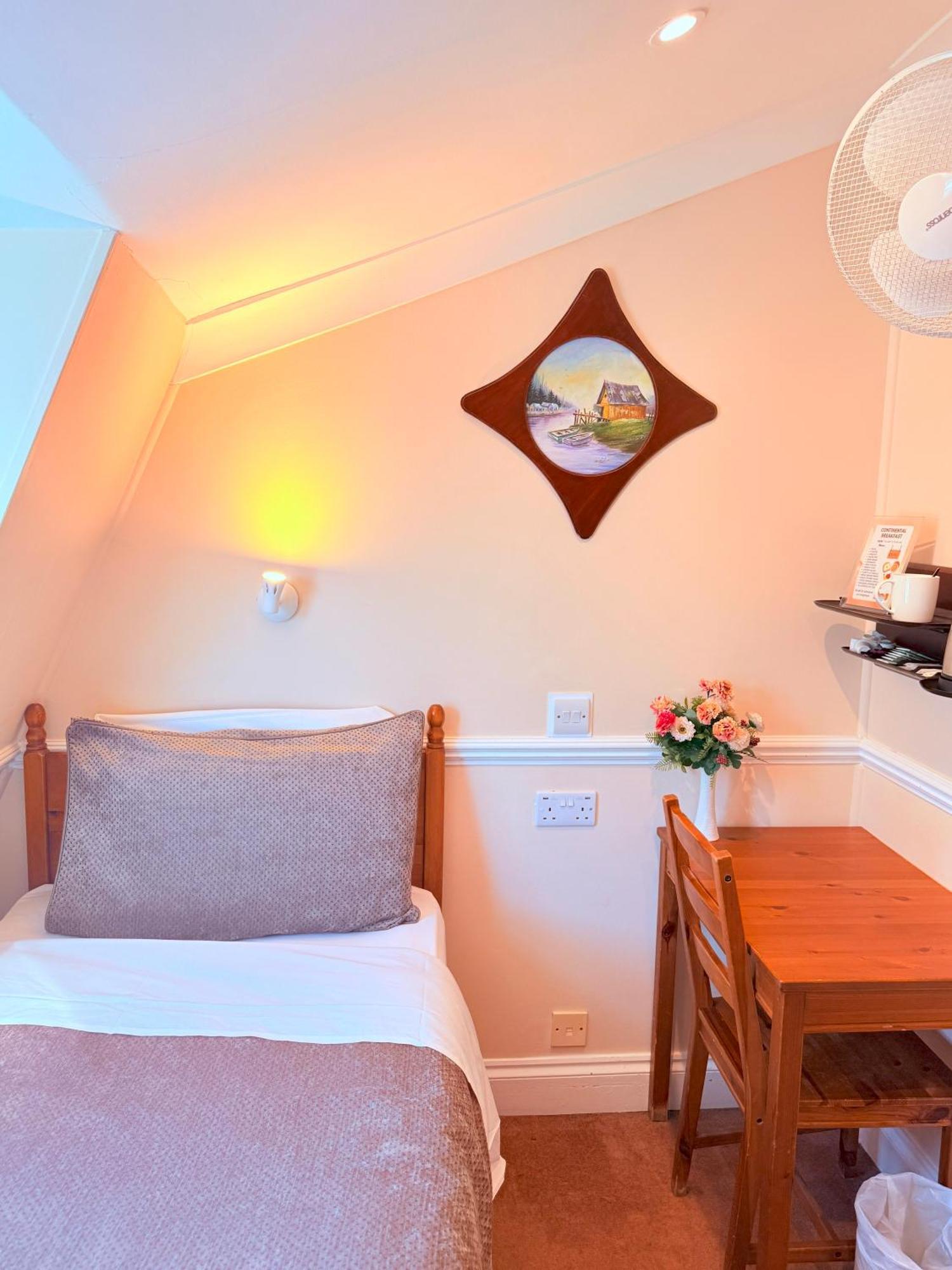 Europa House Hotel, Paddington 2* London