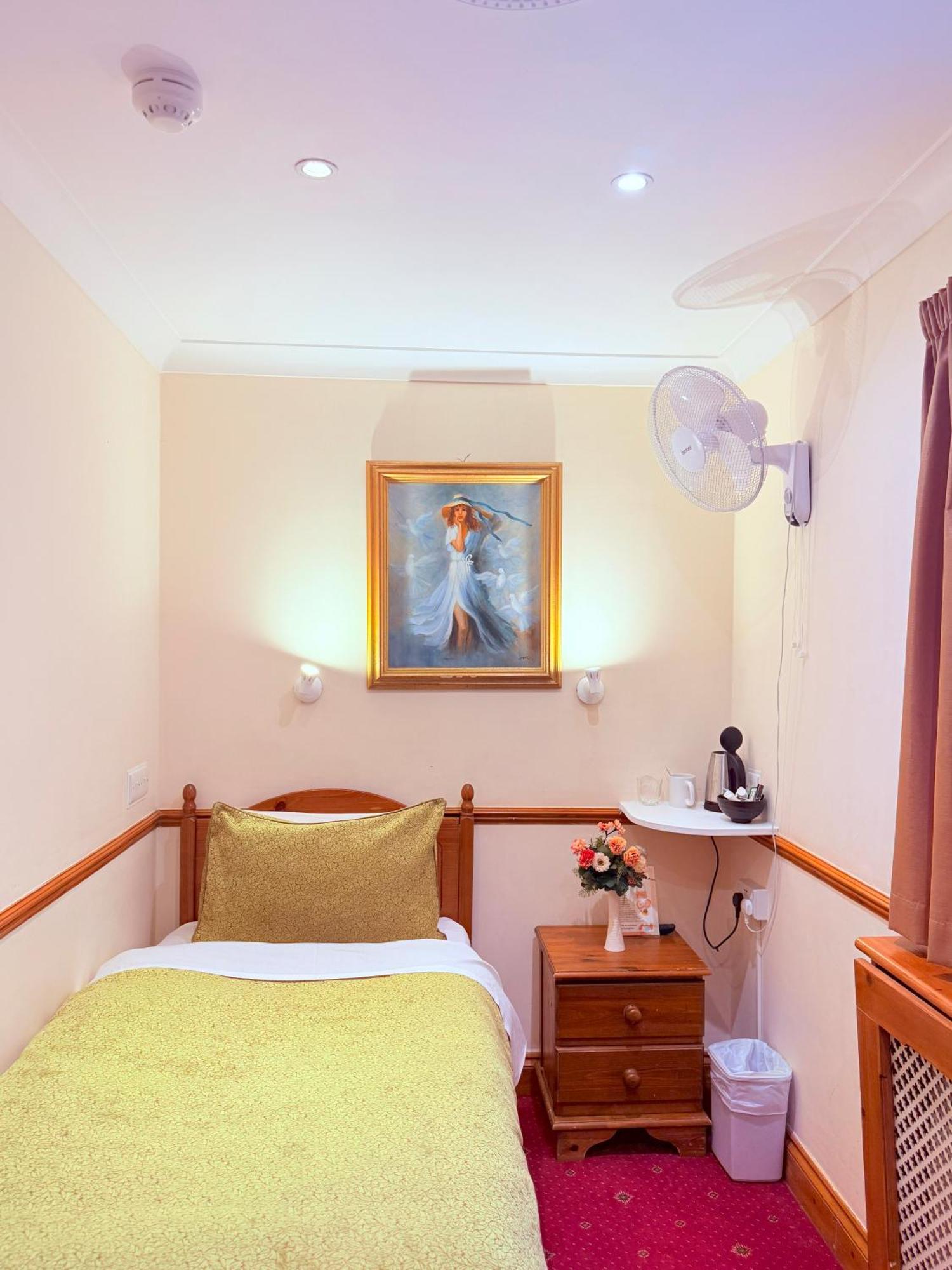 Europa House Hotel, Paddington Guest house