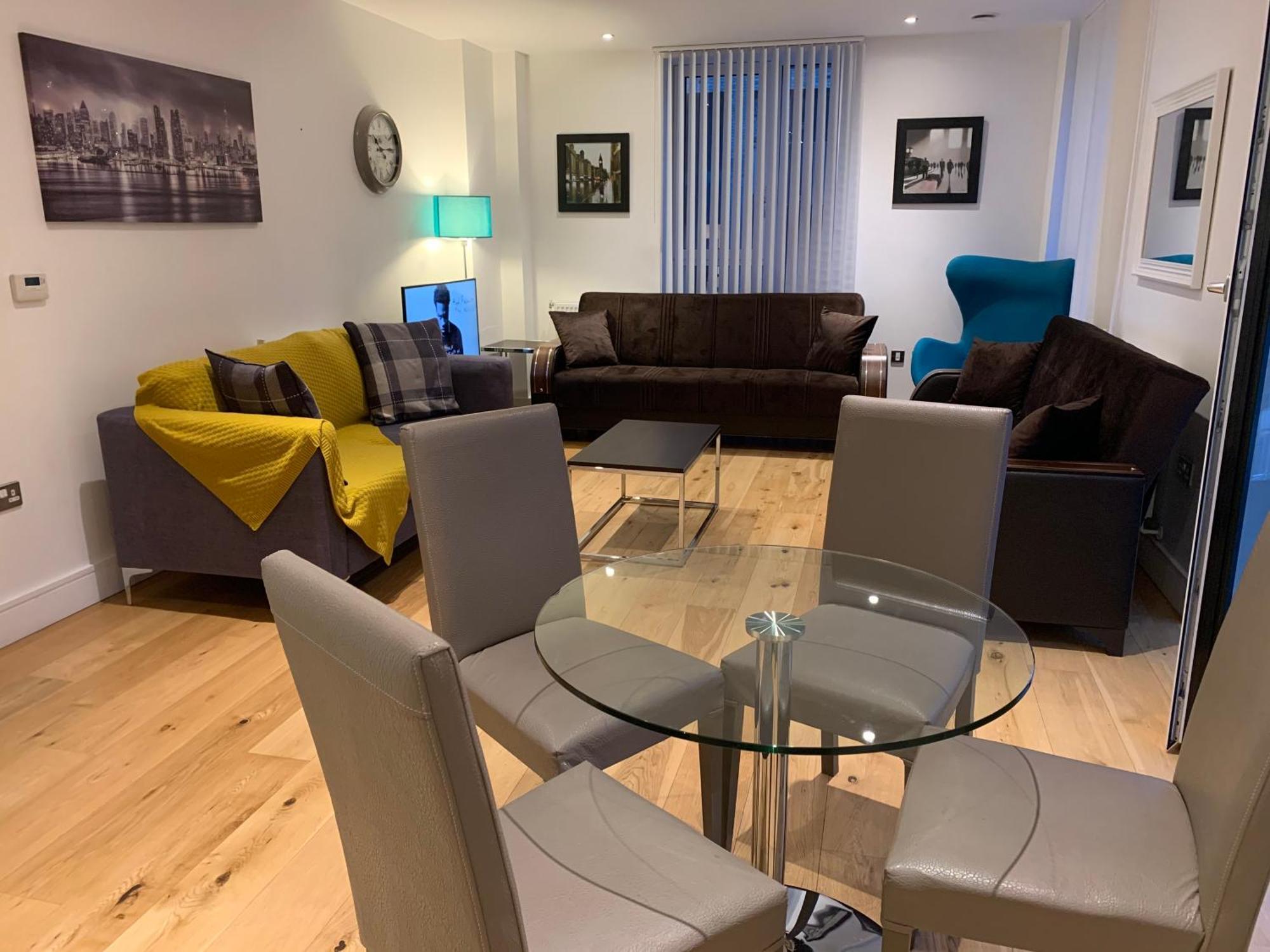 Apartment Modern Excel 2 Bedrooms 2 Bathrooms, Parking, Kitchen, Lounge, Balcony