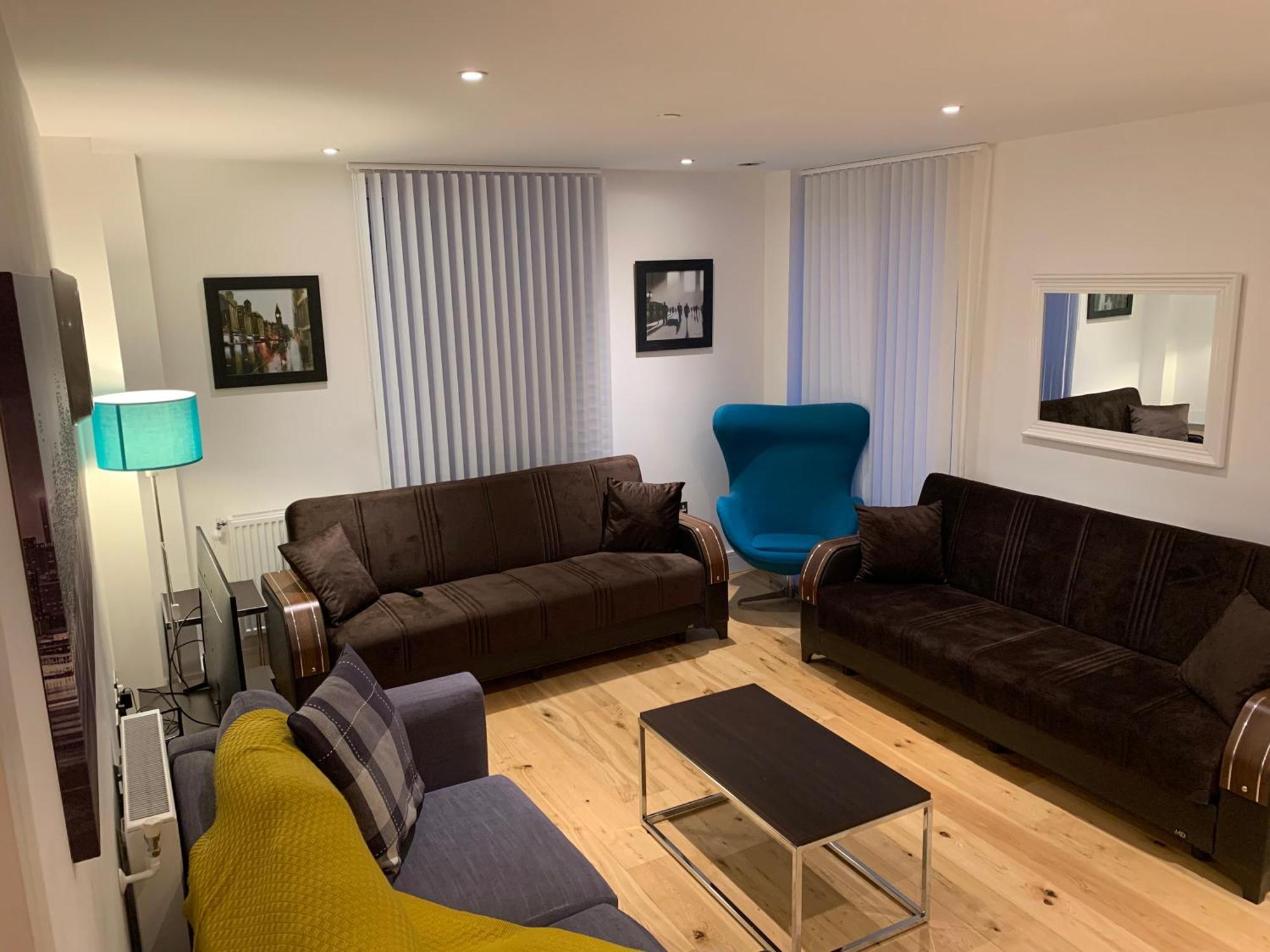 Modern Excel 2 Bedrooms 2 Bathrooms, Parking, Kitchen, Lounge, Balcony Apartment