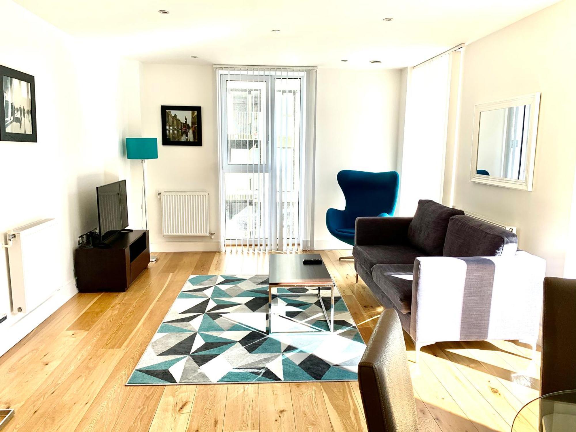 Apartment Modern Excel 2 Bedrooms 2 Bathrooms, Parking, Kitchen, Lounge, Balcony *