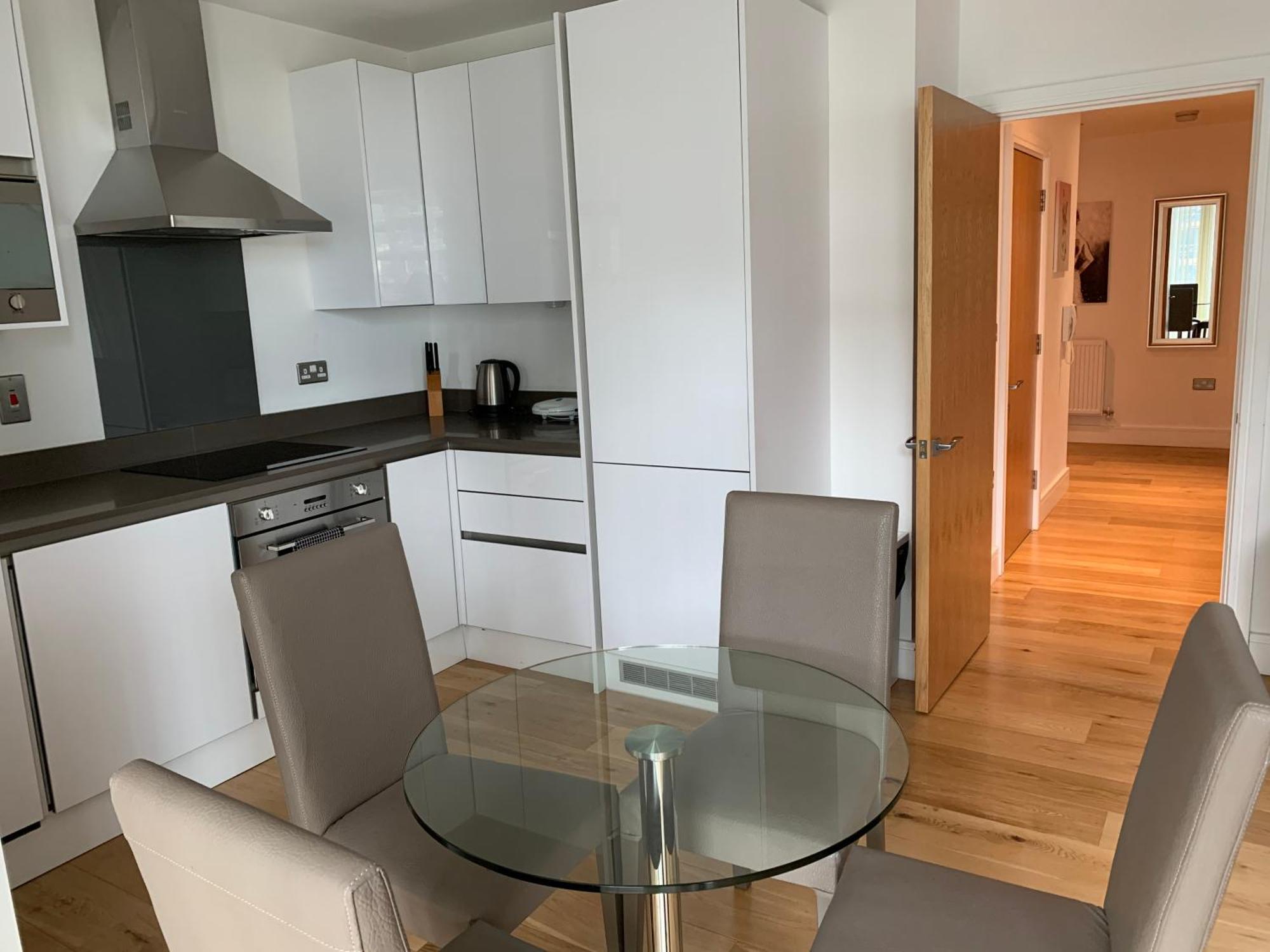 Modern Excel 2 Bedrooms 2 Bathrooms, Parking, Kitchen, Lounge, Balcony *