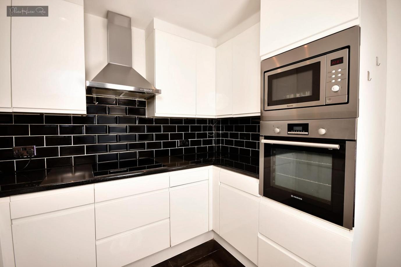 Gjestgiverier Morden Stratford 2 With Shared Bathroom London