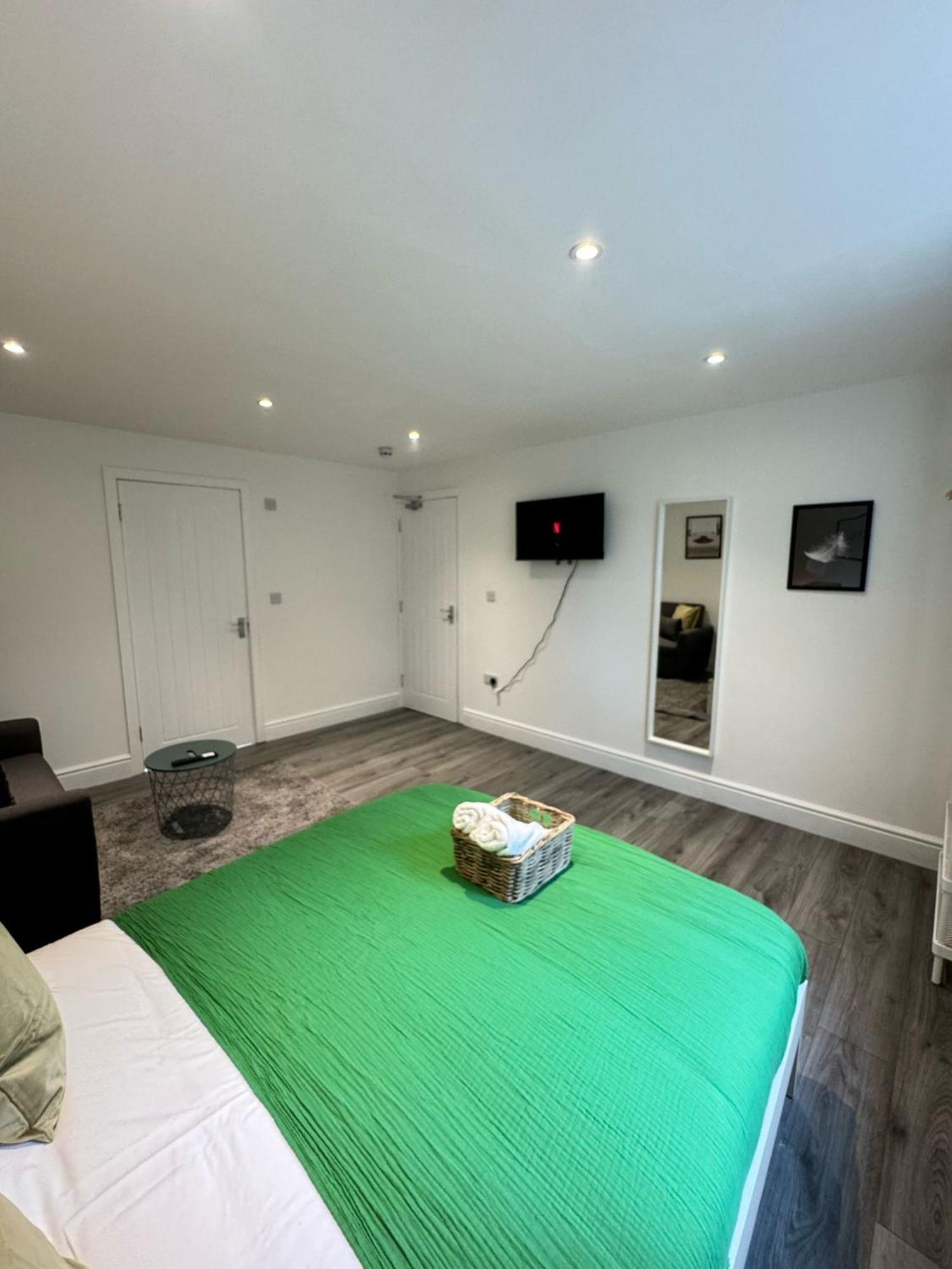 Stratford Park Guest house