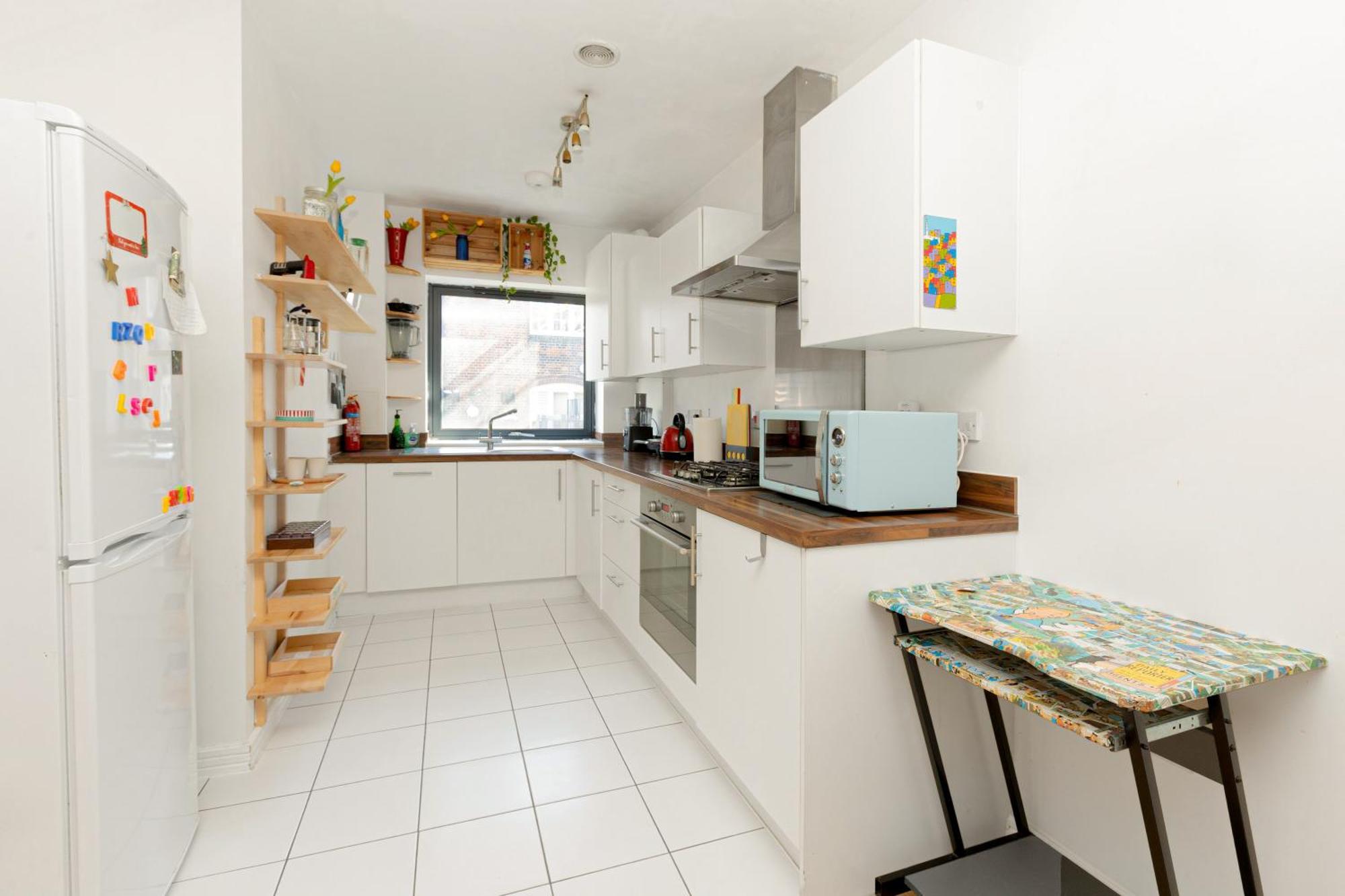 Charming 2br Flat Near Canary Wharf With Balcony Appartement Londen