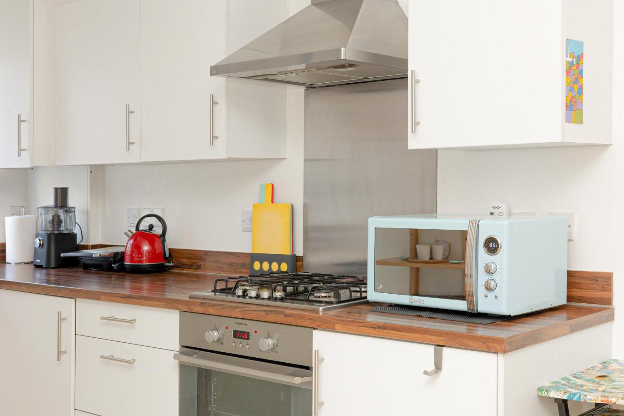 Appartement Charming 2br Flat Near Canary Wharf With Balcony Londen