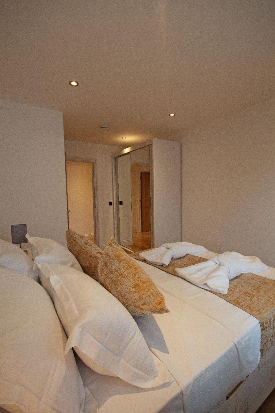 Hoxton 2 Bdr 2 Bath Balcony Appartement *