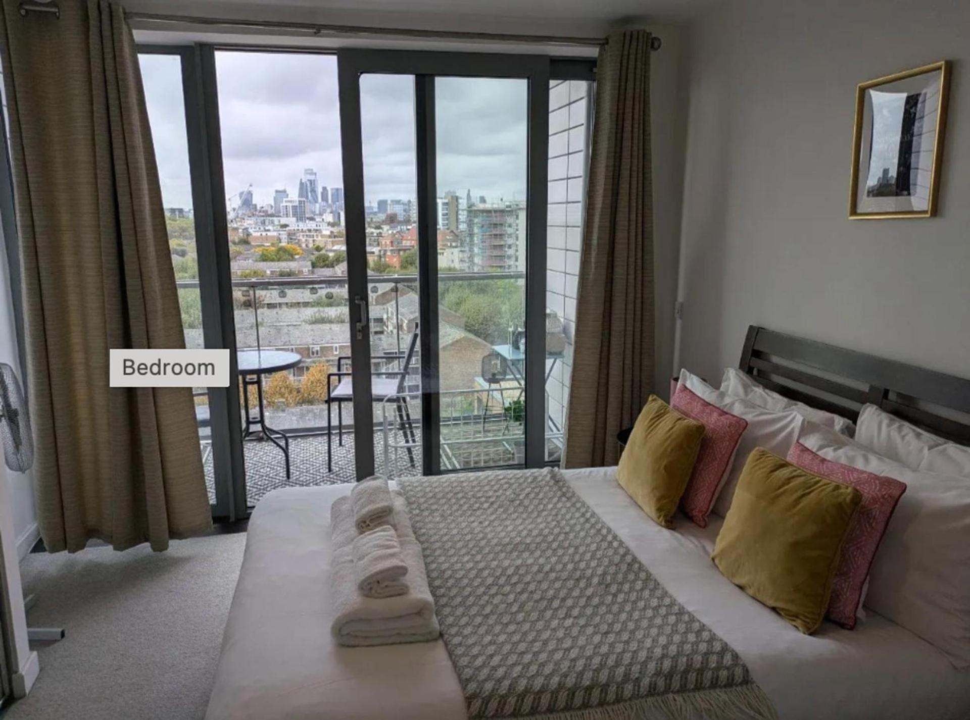 Apartmentsleeps3-balcony-near Canarywharf-gym Apartment