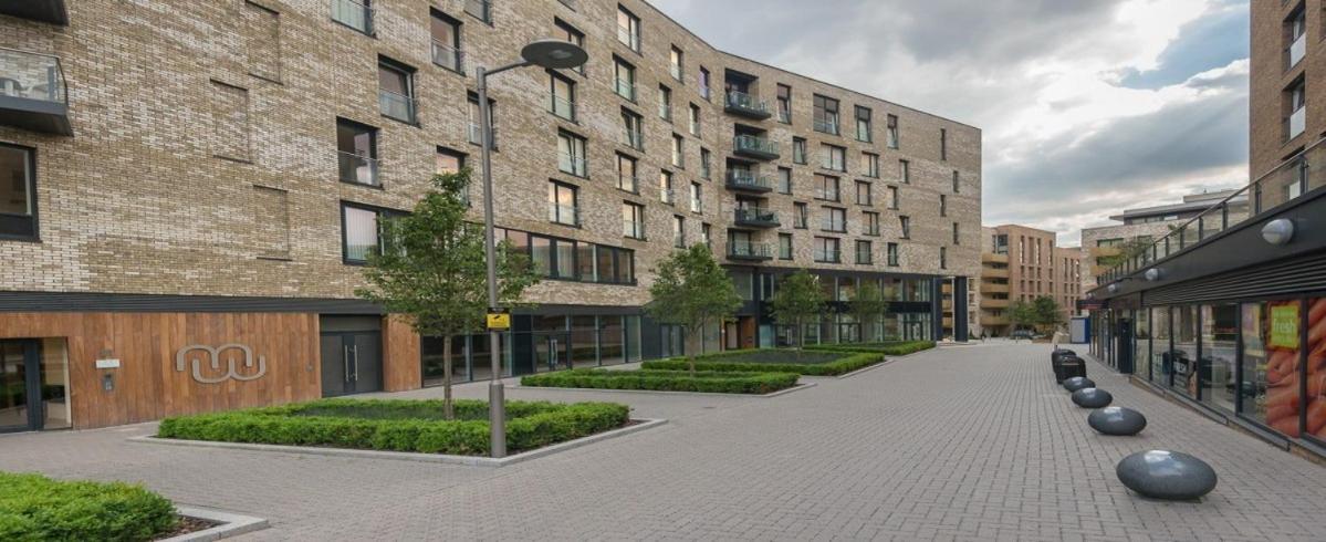 Chic 2-bedroom In Canada Water, - Stylish Retreat Near The River Thames London
