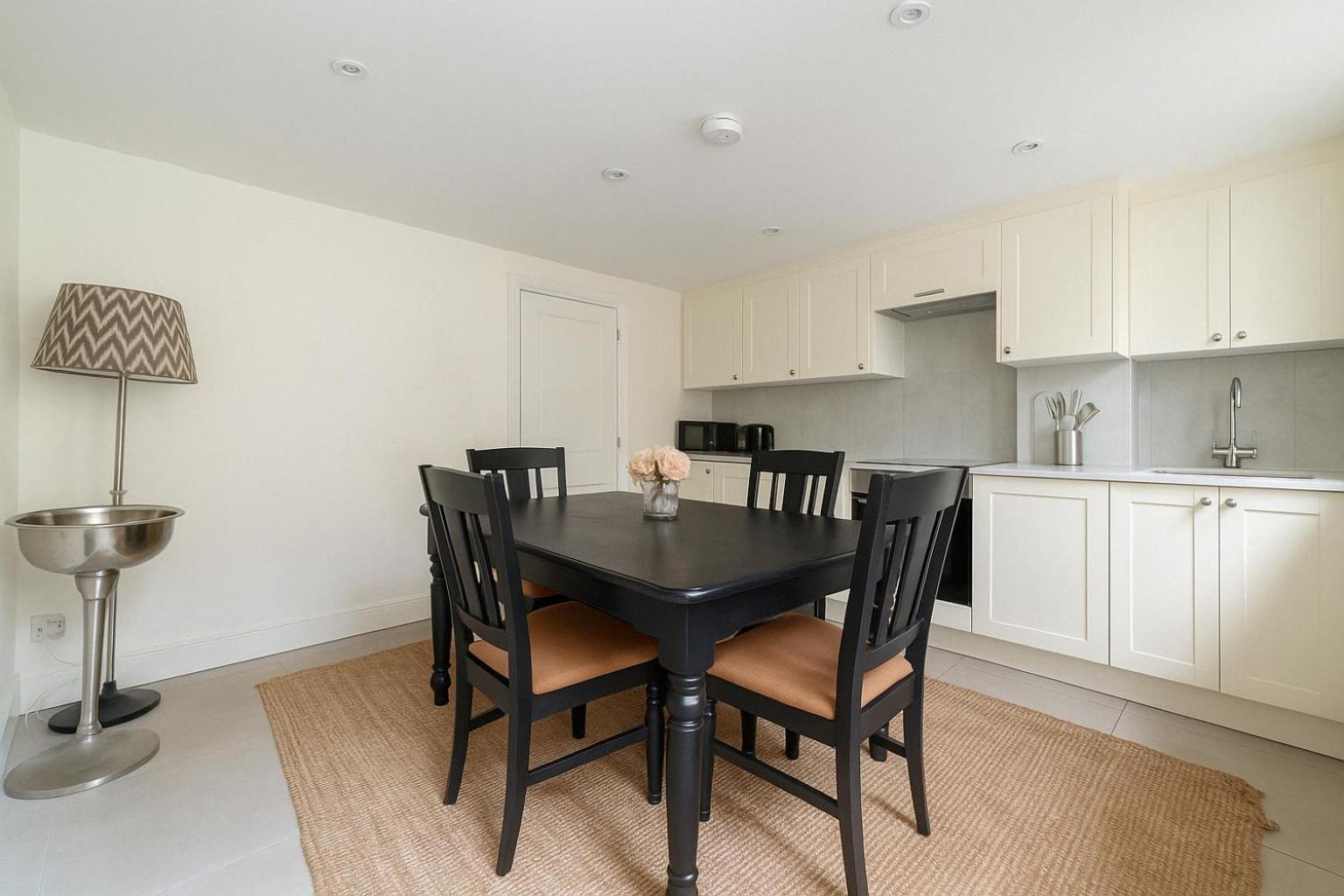 Apartment Bright, Modern & Huge Garden - Near New Cross Station