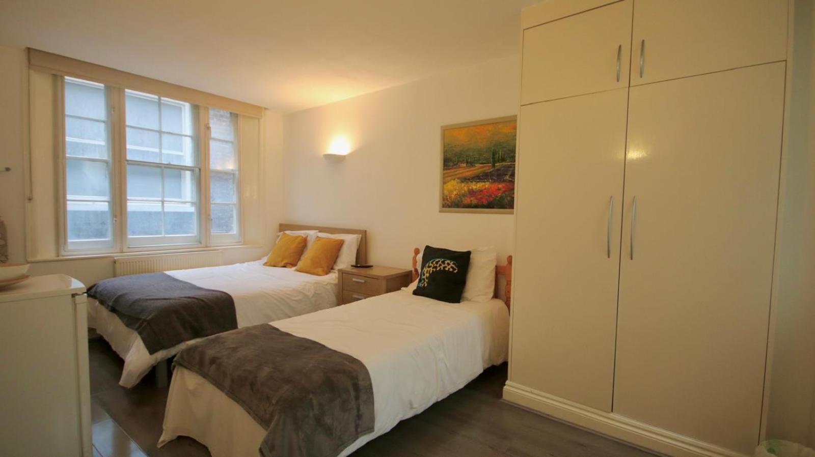 1-bed Flat By Liverpool Street * London