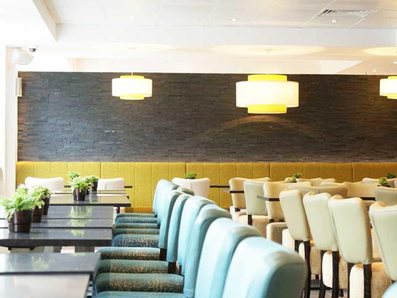 Express Stratford By Ihg Hotell