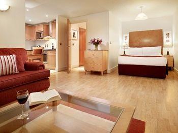 Marlin Stratford 4* London