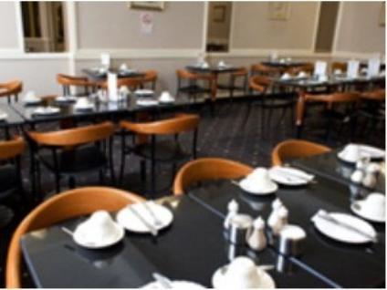 Rose Court Hotel 3*
