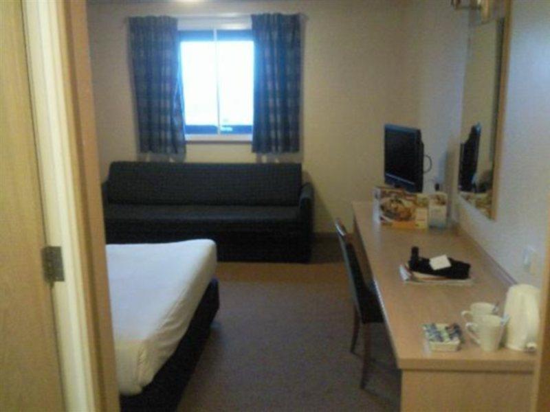 Travelodge City Airport