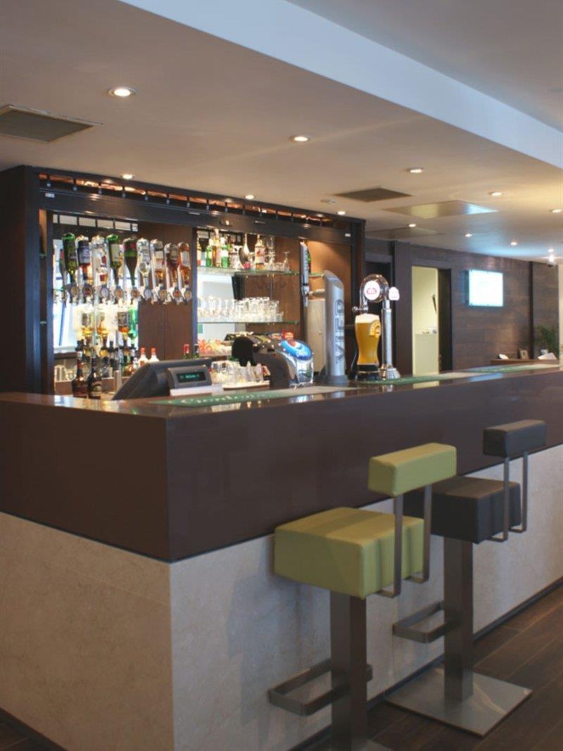 Hotell Express Stratford By Ihg 3*