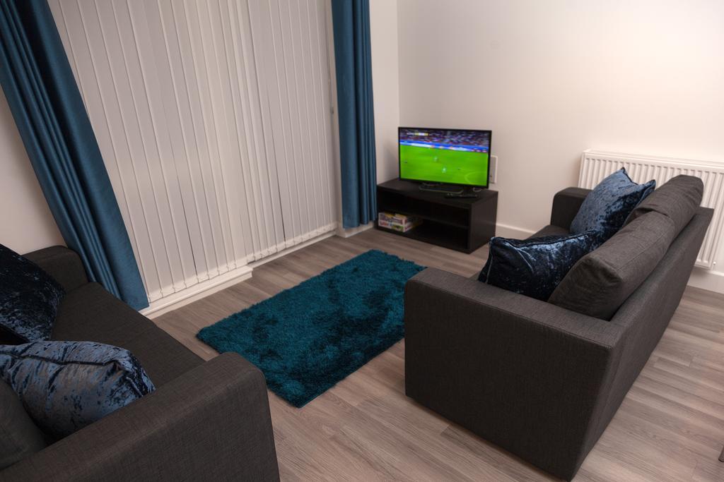Luxury In2 London