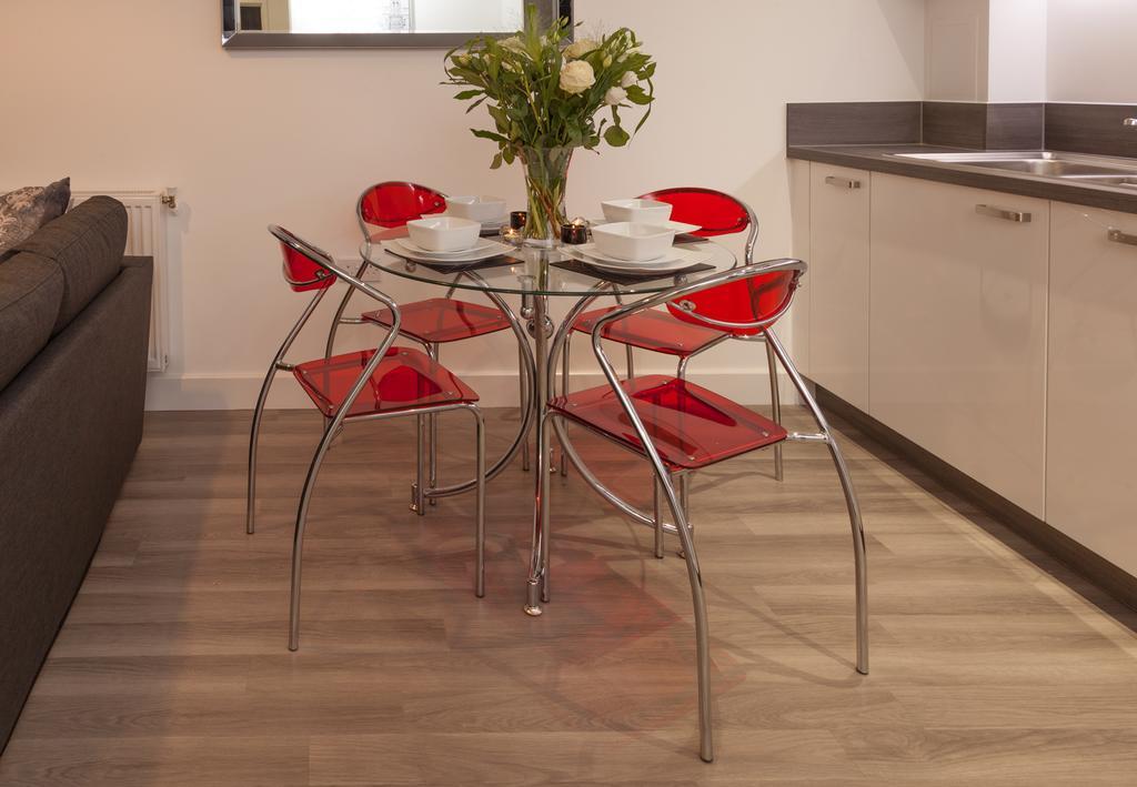Luxury In2 London