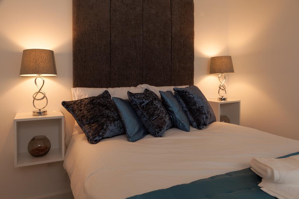 Luxury In2 London
