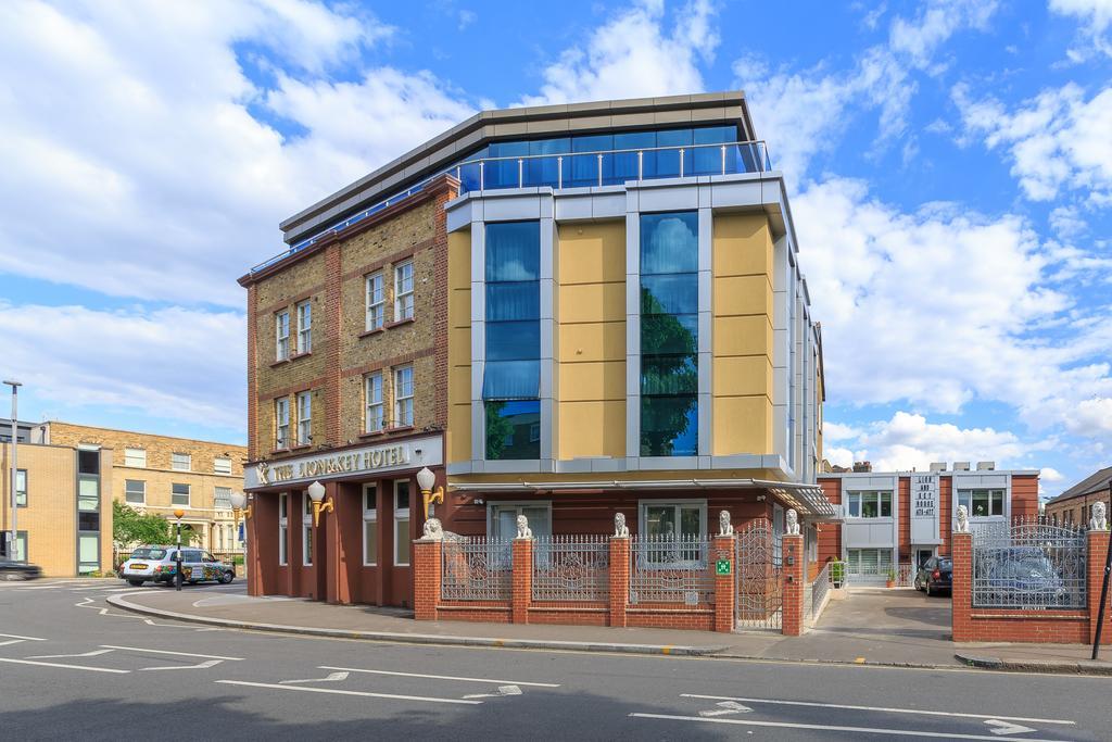 Hotel The Lion & Key