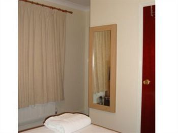 Express Hotel