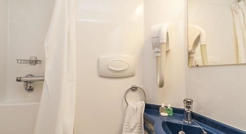Trebovir Hotell 3*