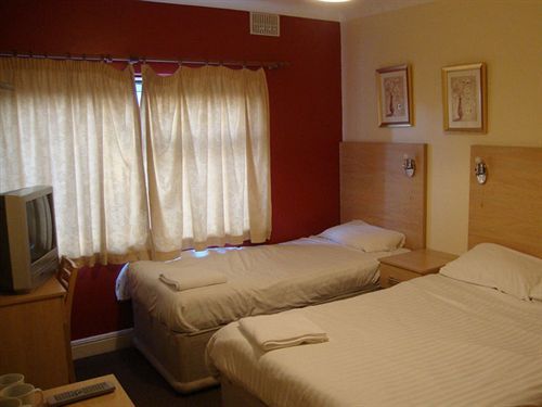 Hotel Express 2*