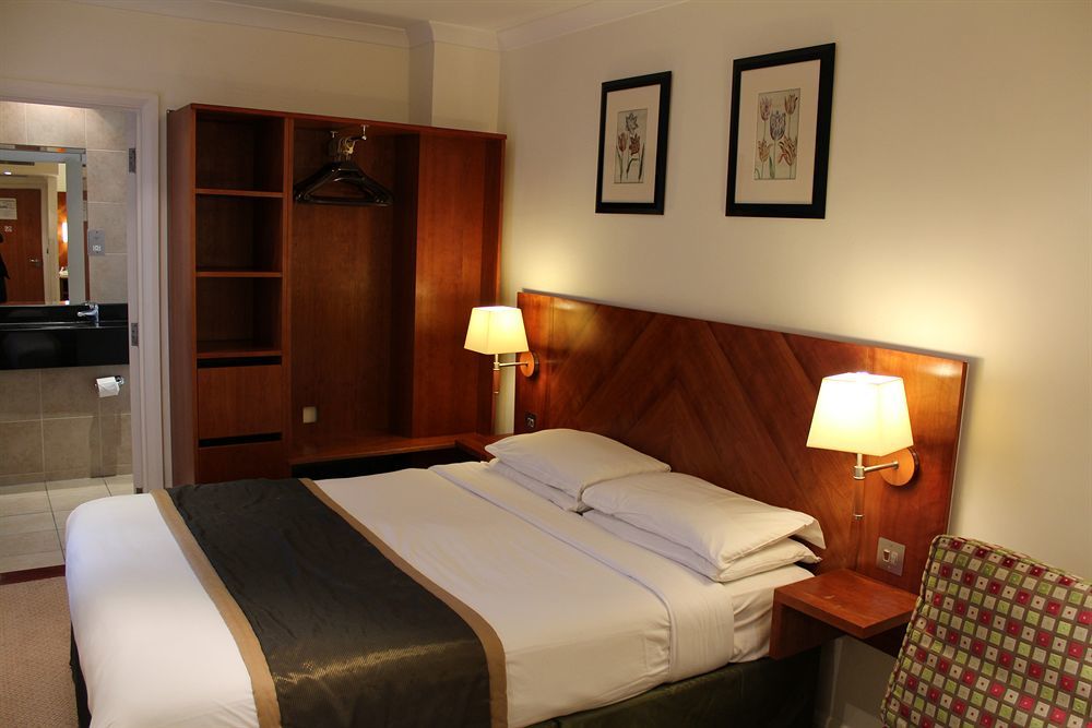 Blandford Hotell 4*