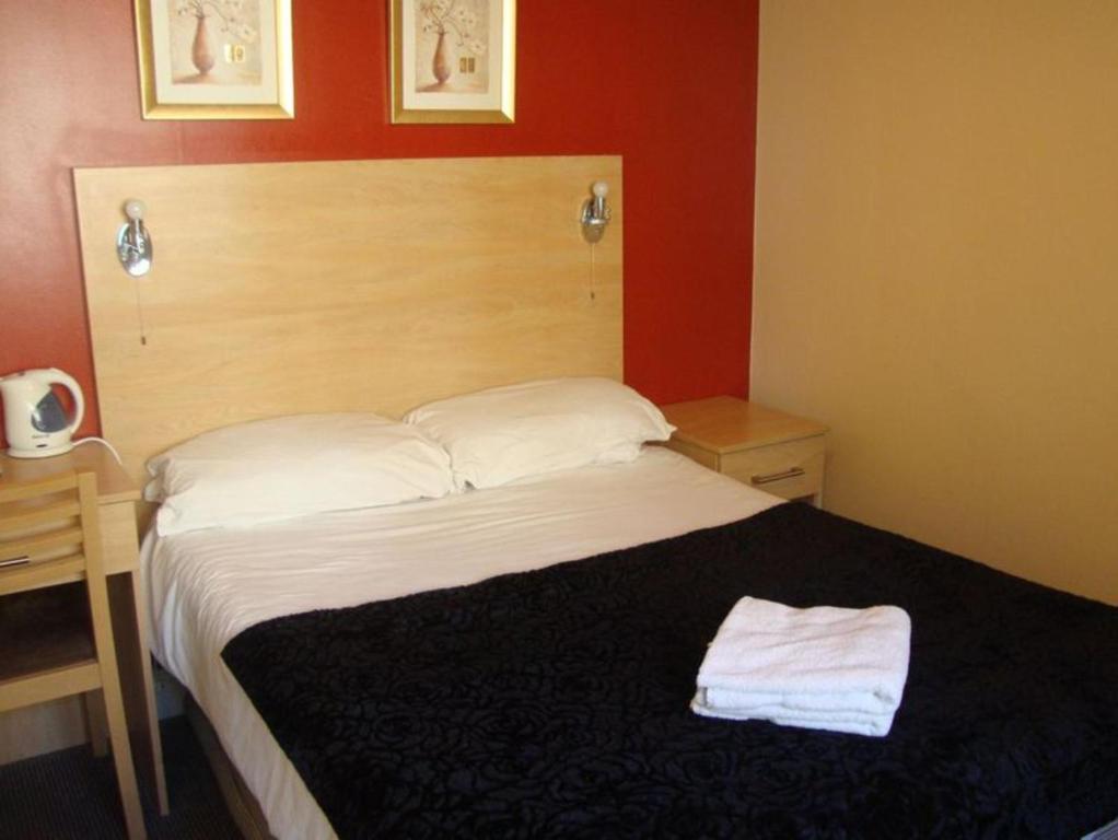 Express Hotel