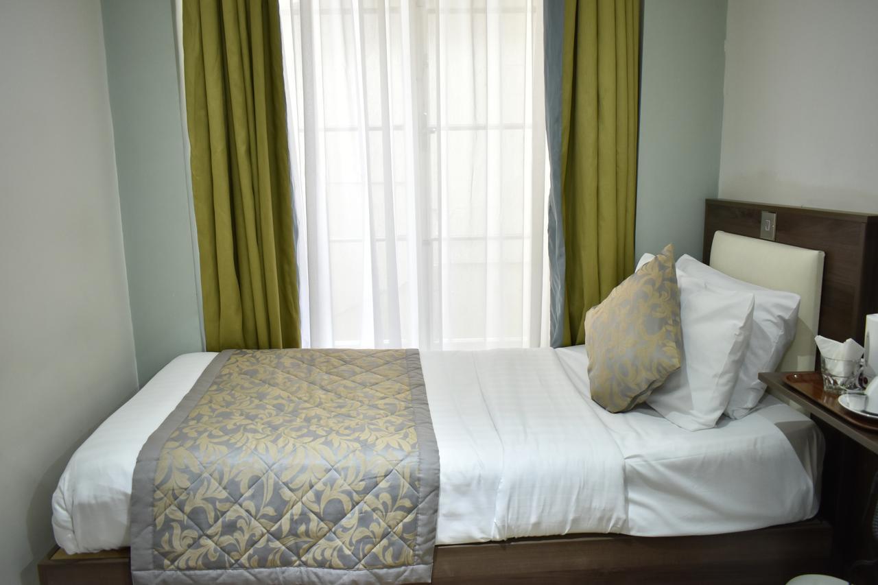 Hyde Park Boutique 3* London