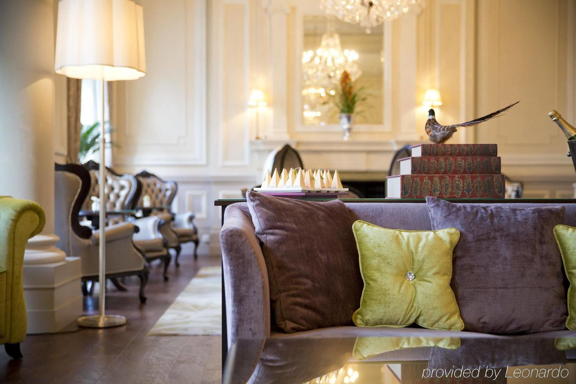 The Clermont London, Victoria Hotell