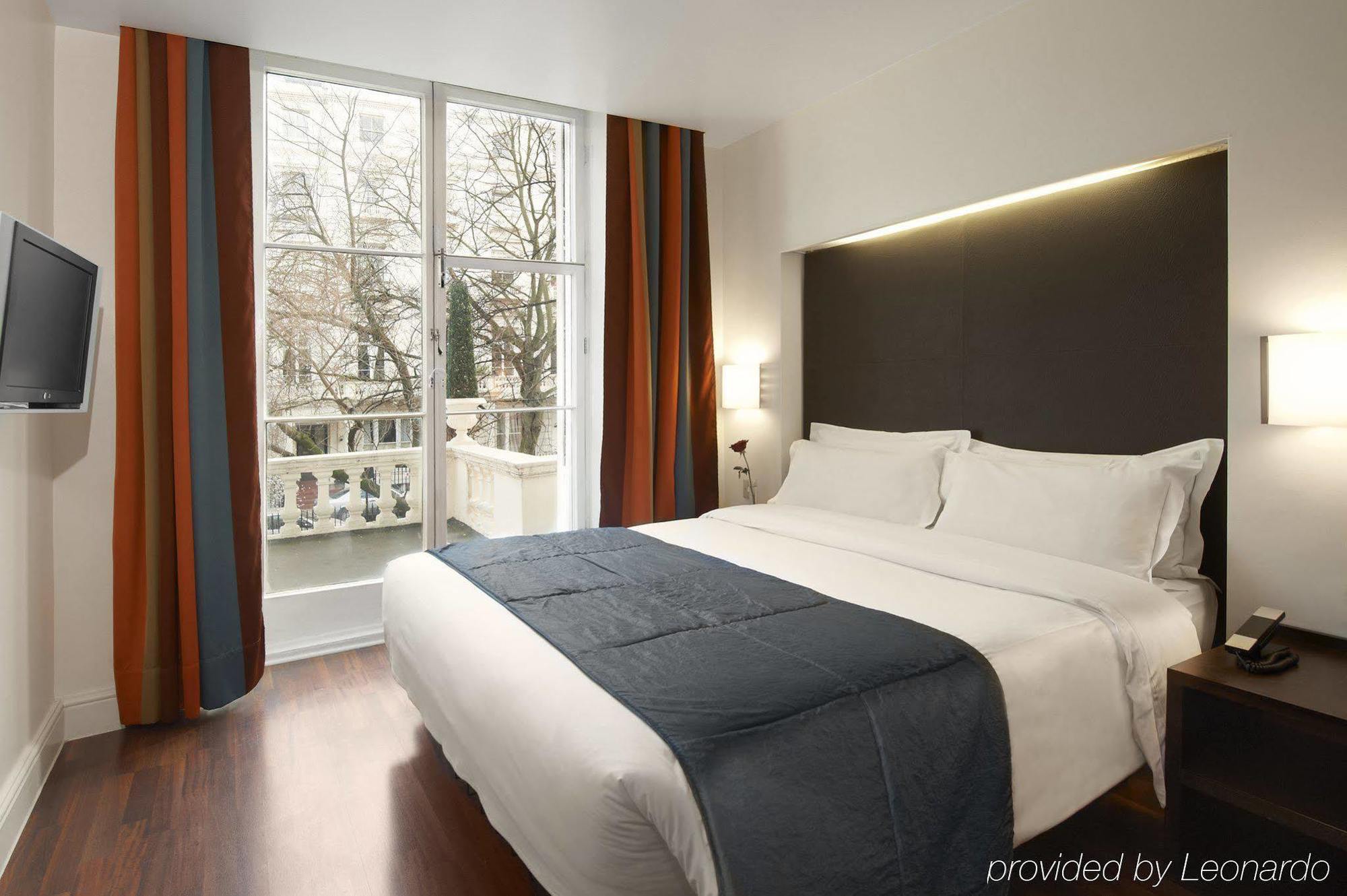 Hotell The Caesar 4*