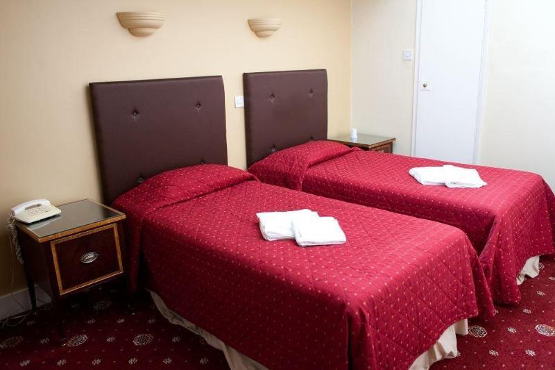 Hotel Rose Court 3*