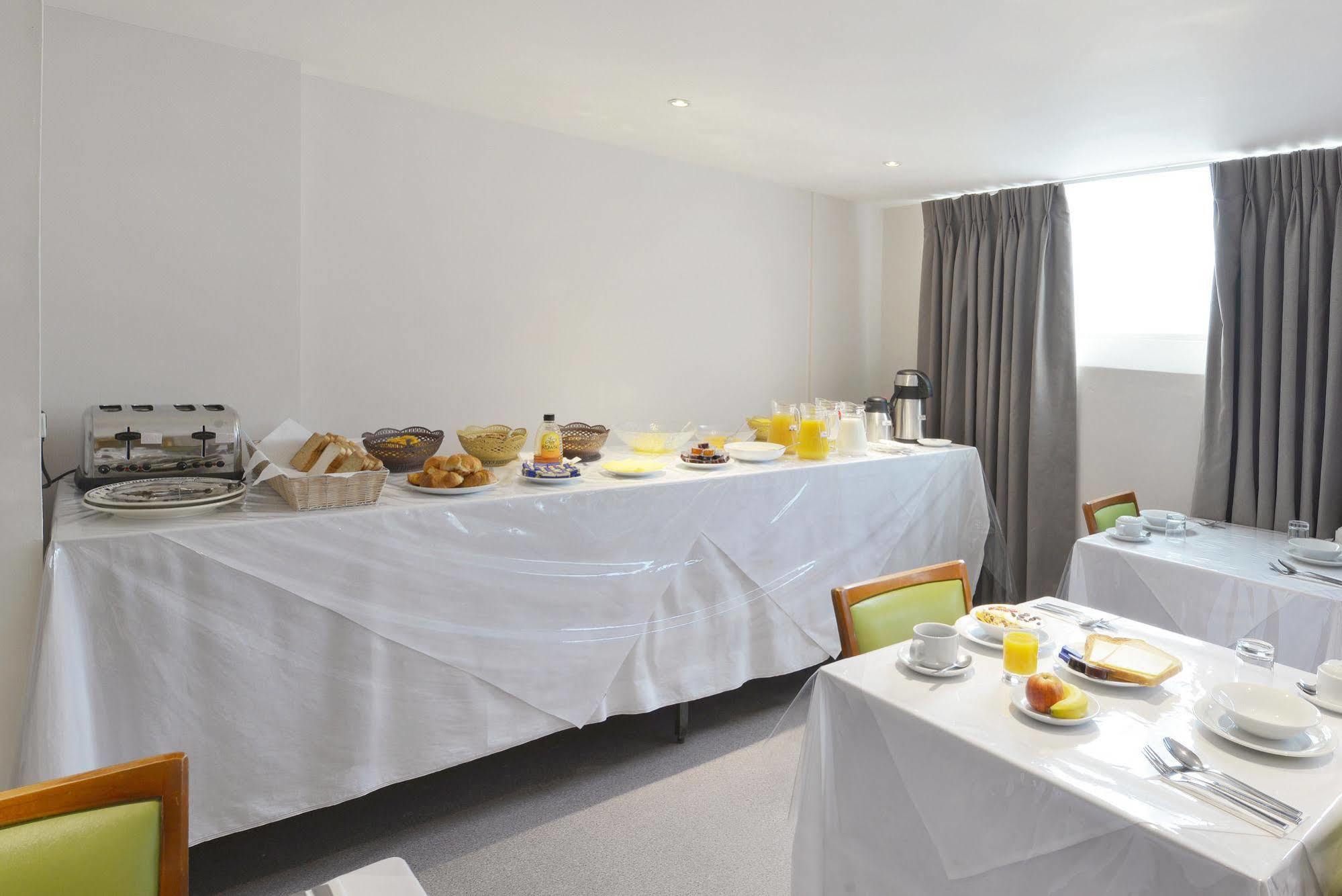 So Kings Cross Hotell 3*