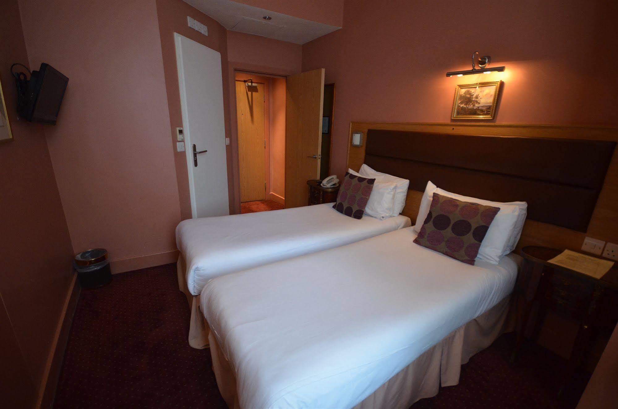 Trebovir Hotell