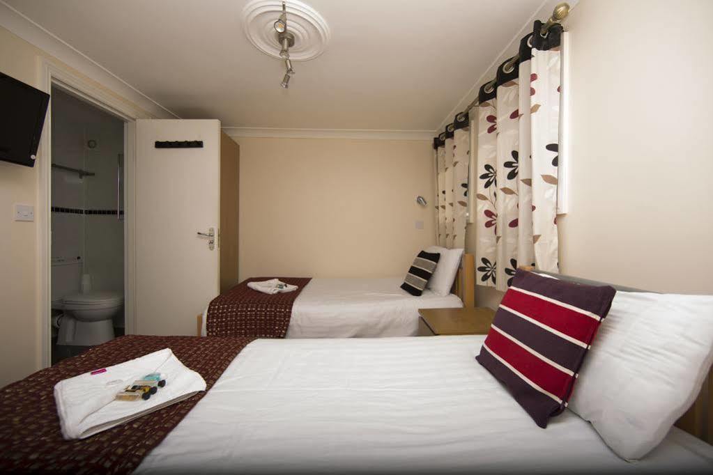 Royal By Saba Hotel 3*