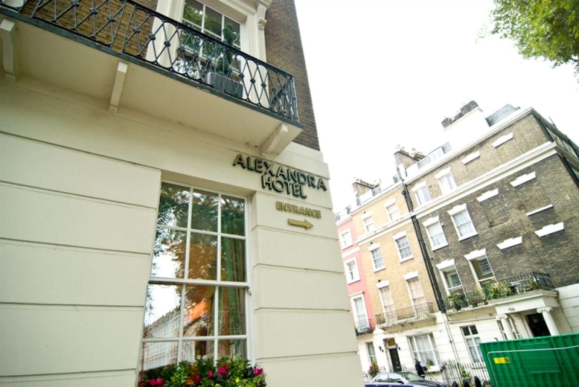 Hotel Alexandra 3*
