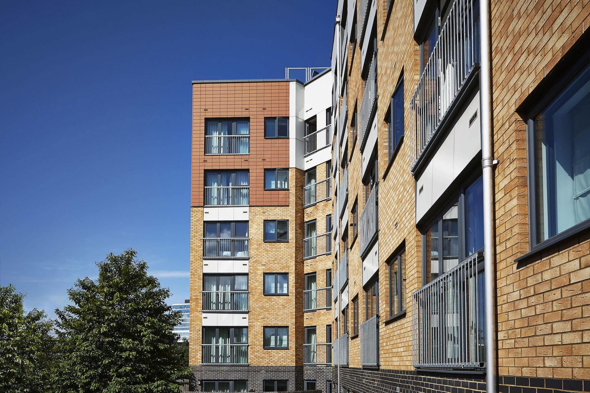 Aparthotel Marlin Stratford